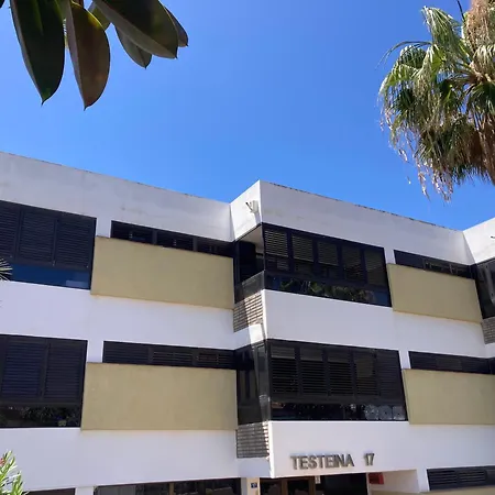 Casa Lelos * San Bartolomé